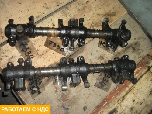Ось коромысла