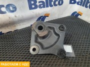 Кронштейн цилиндра подъема кабины